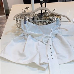 Forever 21 classy high waisted shorts w/ belt